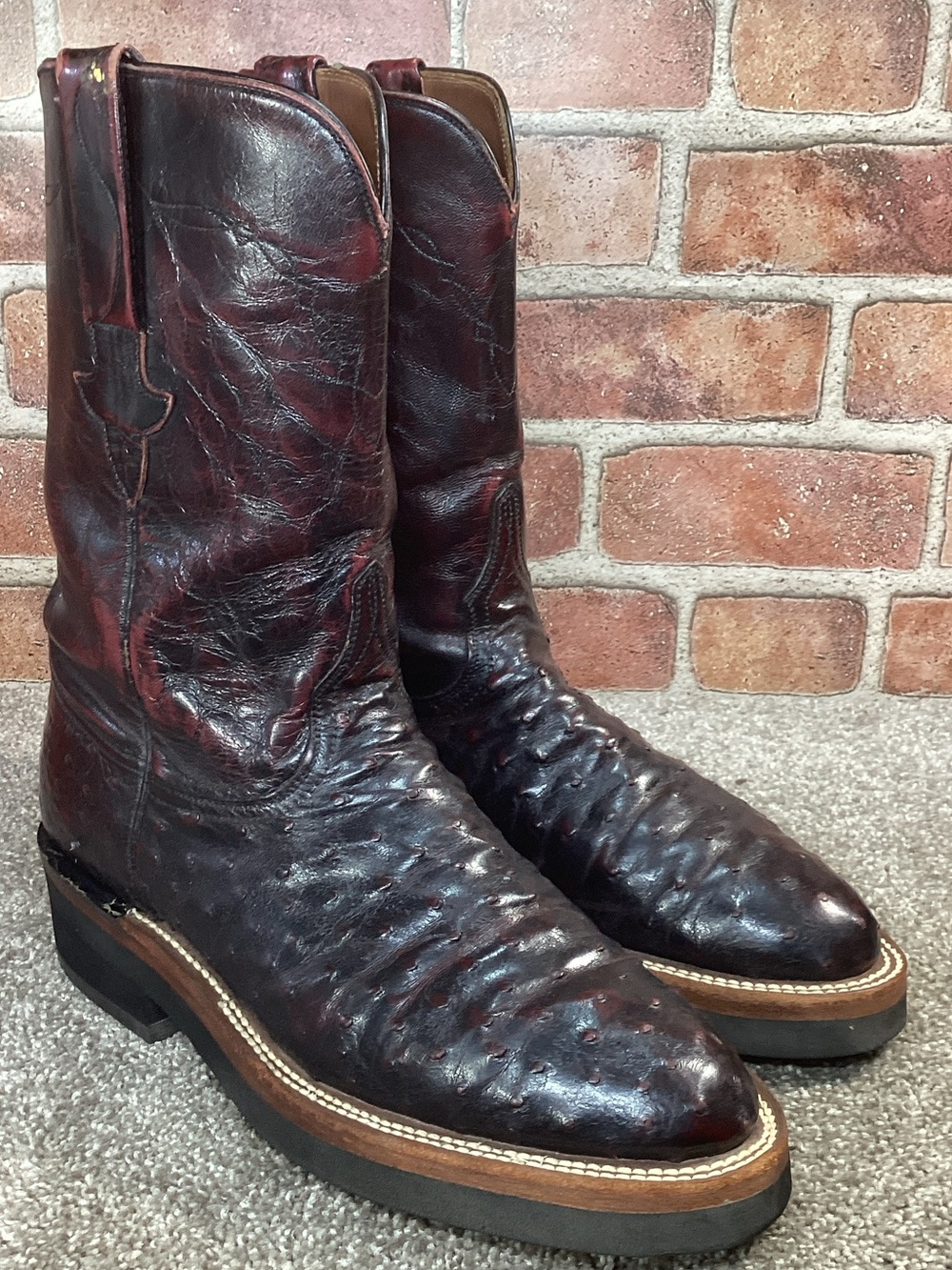 Lucchese Black Cherry Full Quill Ostrich Roper Boots size 8 D